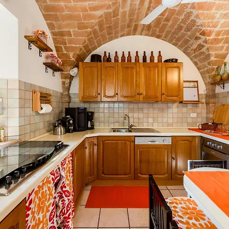 Casa Del Gelso * Montefiore dellʼAso