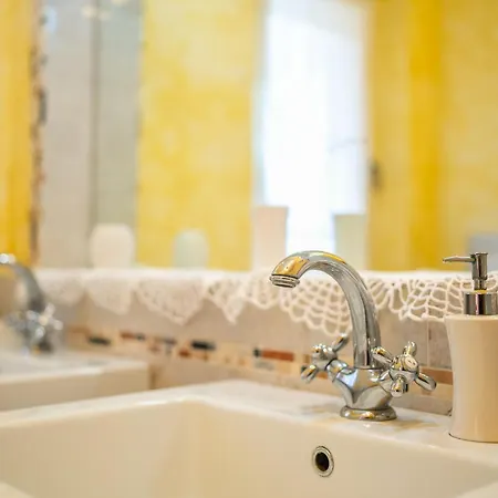 Casa Del Gelso * Montefiore dellʼAso